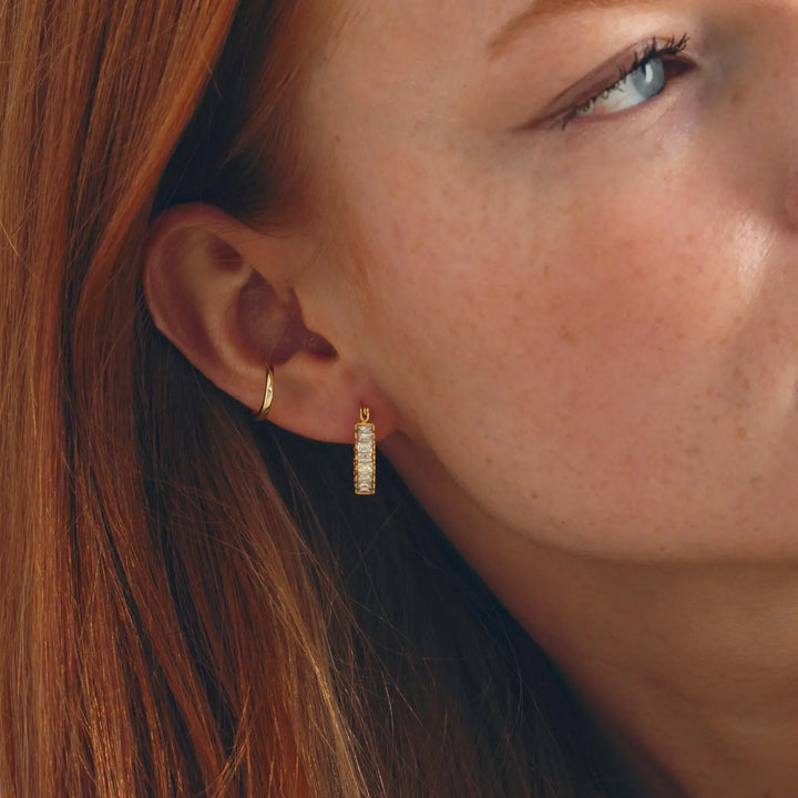 Ray - Crystal Hoop Earrings Timi of Sweden